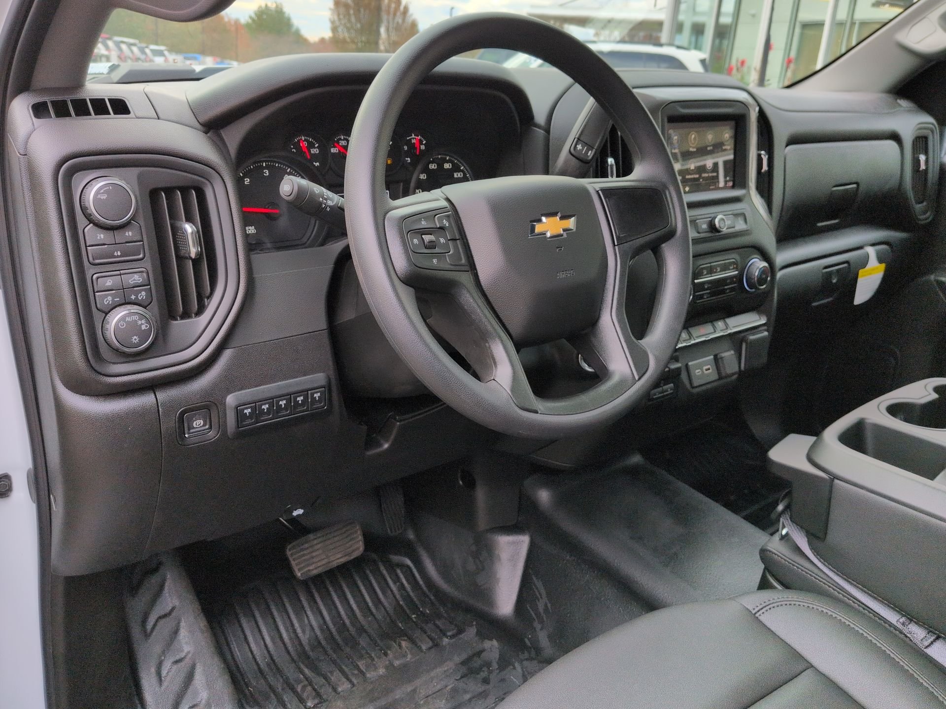 New 2025 Summit White Chevrolet Work Truck image 43