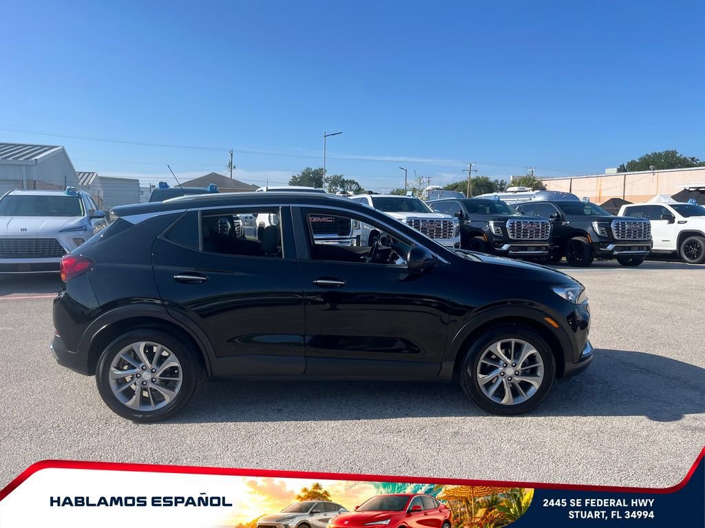 Used 2023 EBONY TWILIGHT METALLIC Buick Essence image 4