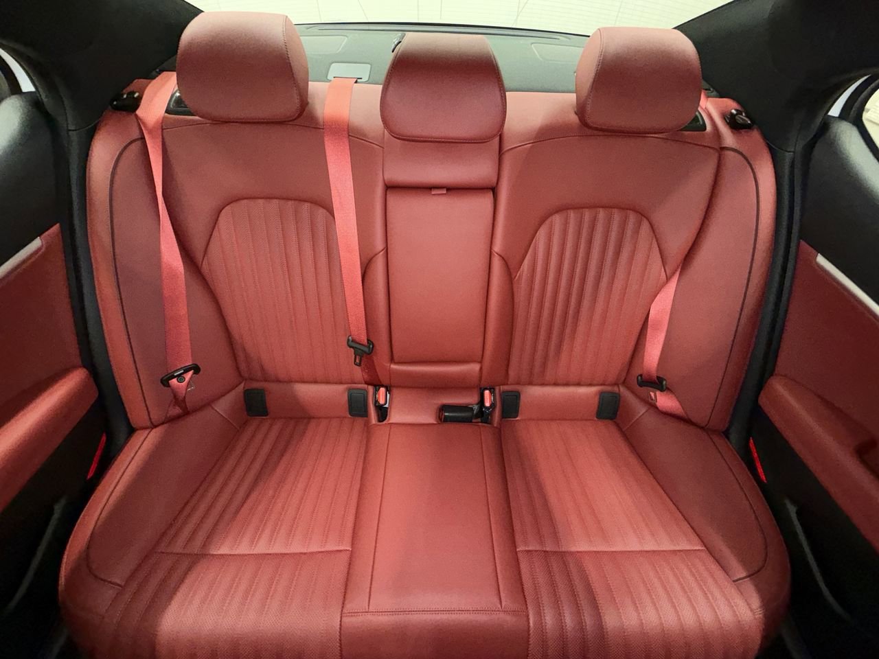 2023 GENESIS G70 Standard - Photo 21