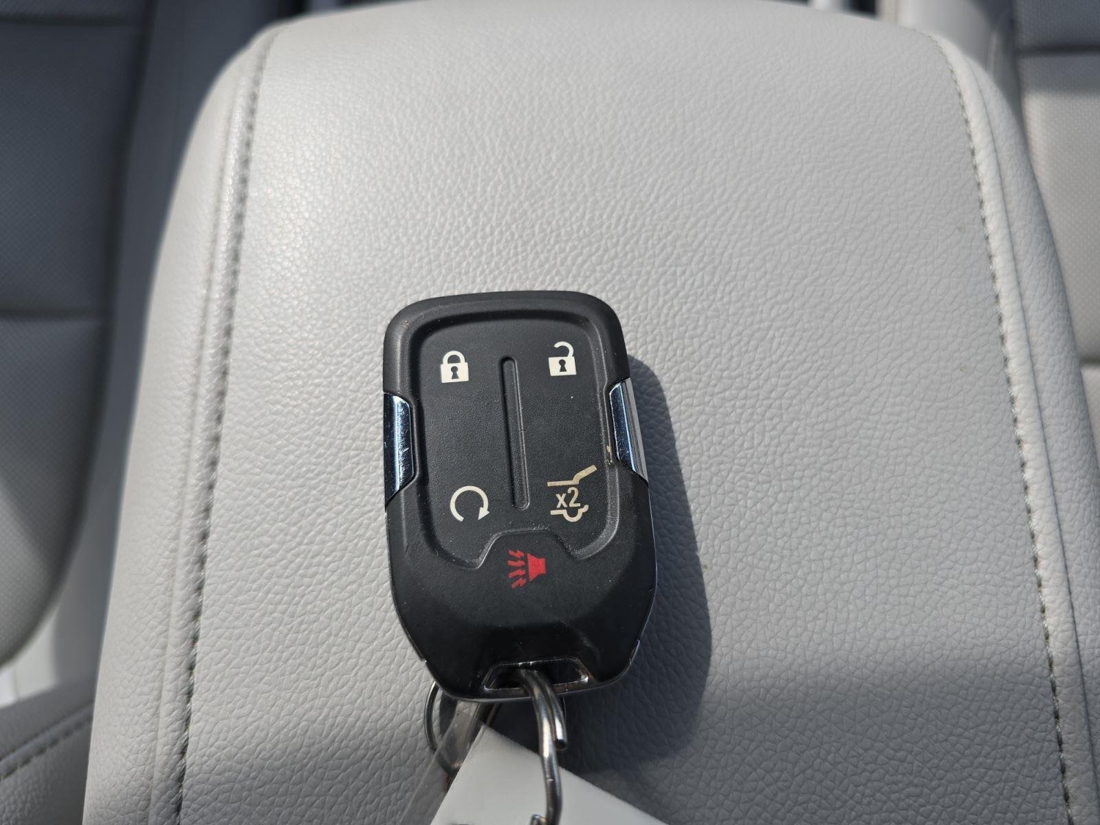 Used 2020 Dark Sky Metallic GMC SLT image 12
