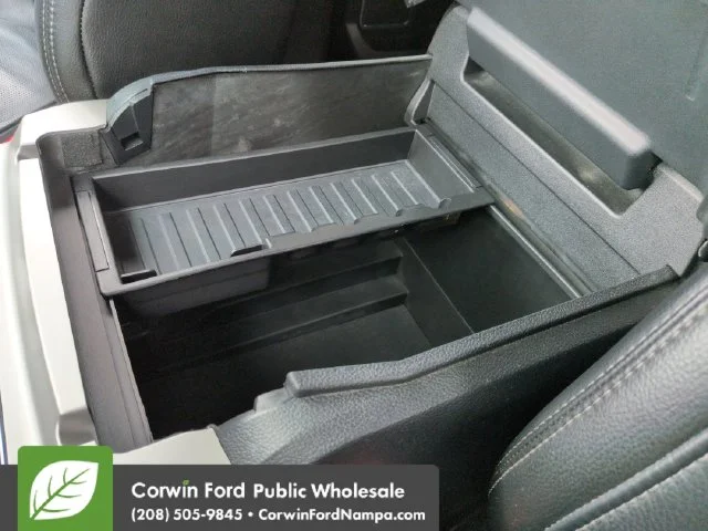 Used 2017 Red Ford Lariat image 19