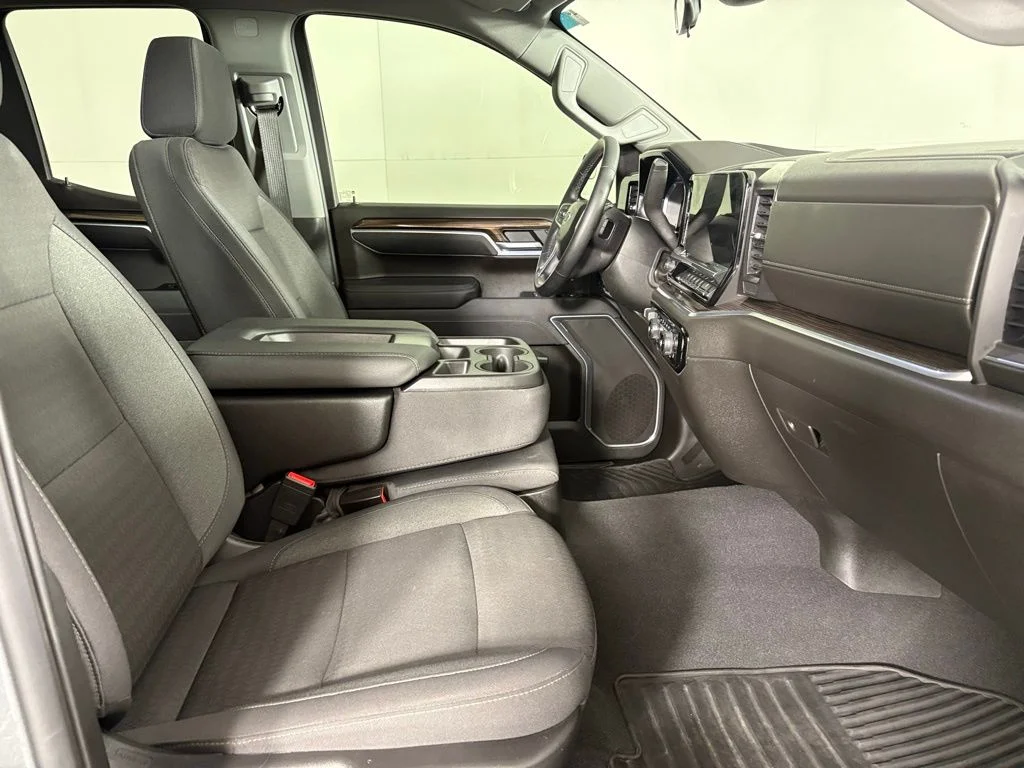 Used 2026 Gray Chevrolet RST image 17