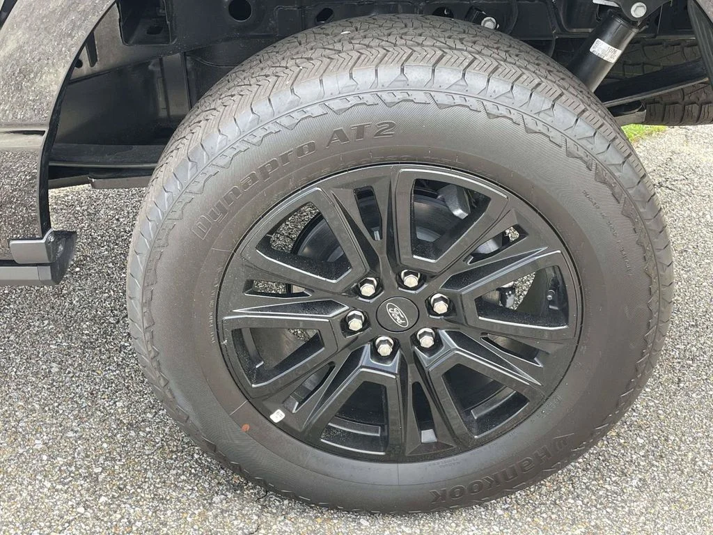 New 2026 Agate Black Metallic Ford Platinum® image 9