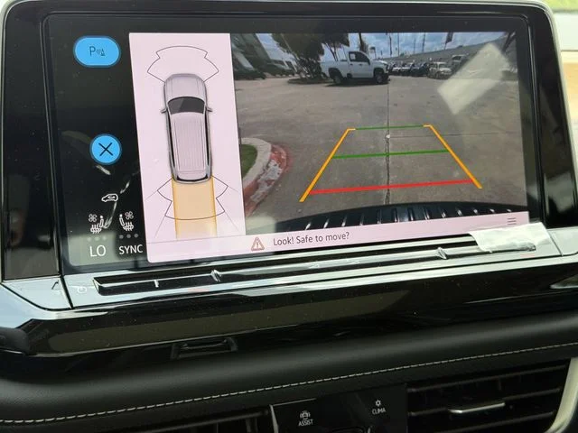New 2026 Silver Volkswagen 2.0T SE w/Technology image 15