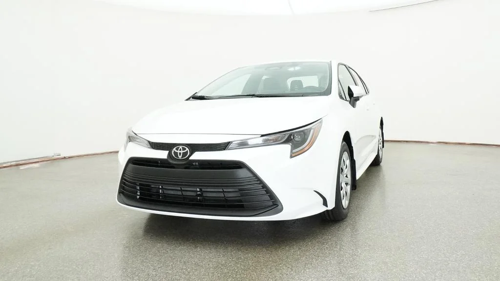 New 2026 Ice Cap Toyota LE image 19