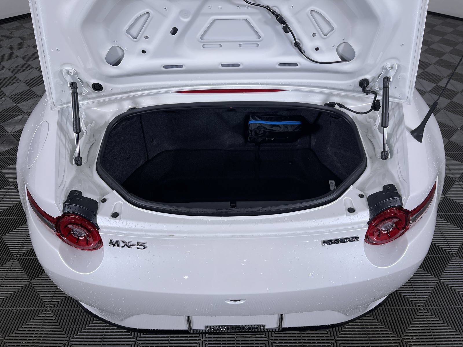 New 2026 Snowflake White Pearl Mazda Club image 23