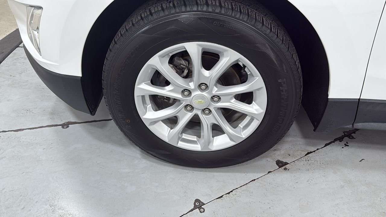 Used 2018 White Chevrolet LT image 24