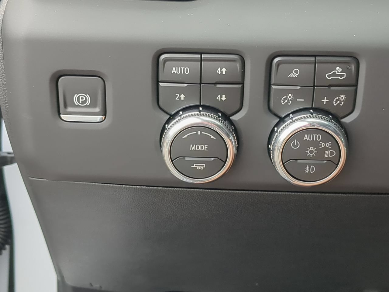 2026 GMC Sierra 2500HD Denali Ultimate - Photo 18
