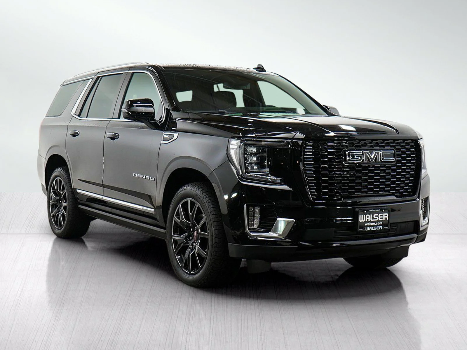 Used 2023 Onyx Black GMC Denali image 7