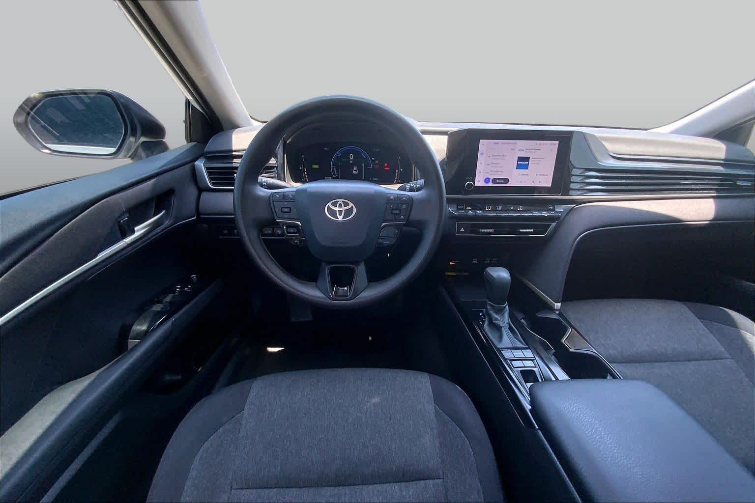 Used 2025 Ice Cap Toyota LE image 11