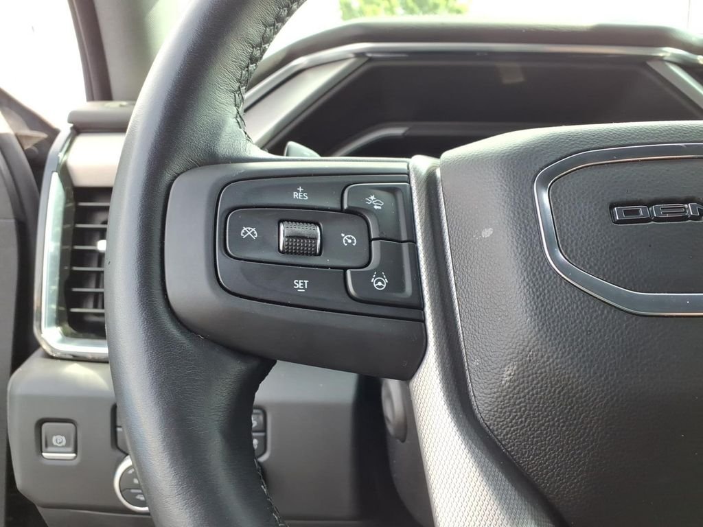 Used 2024 Onyx Black GMC Denali image 24