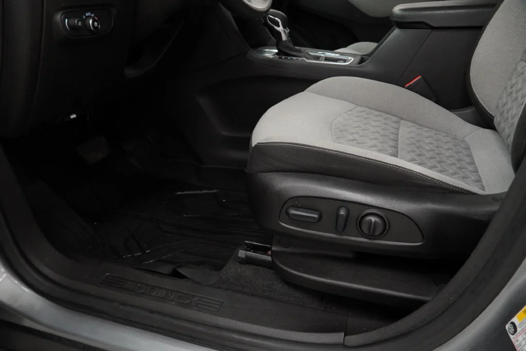 2024 Chevrolet Equinox LS - Photo 33