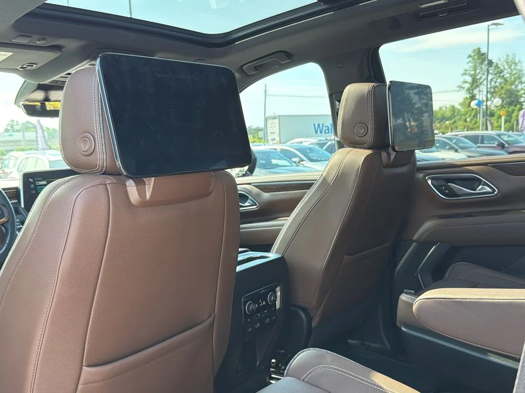 Used 2024 Beige Chevrolet High Country image 23