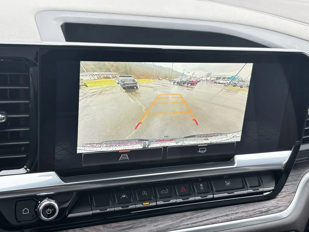 New 2026 Glacier White Tricoat GMC SLT image 19