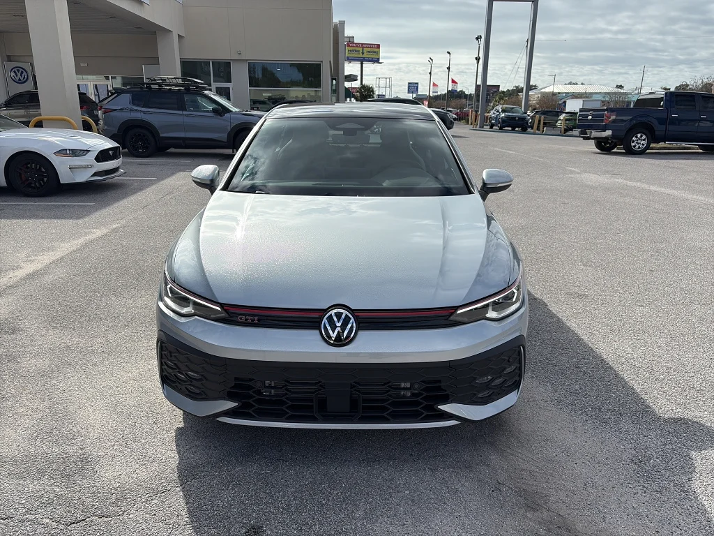 New 2026 Alpine Silver Metallic Volkswagen 2.0T SE DSG image 2