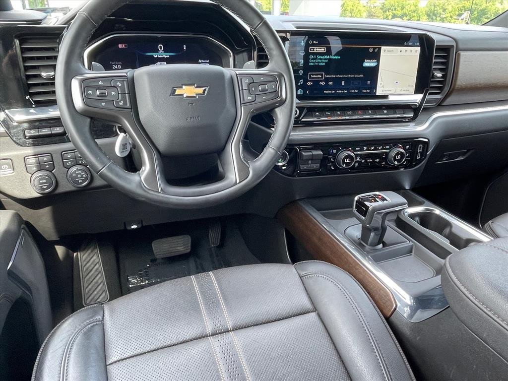 2025 Chevrolet Silverado 1500 High Country - Photo 10
