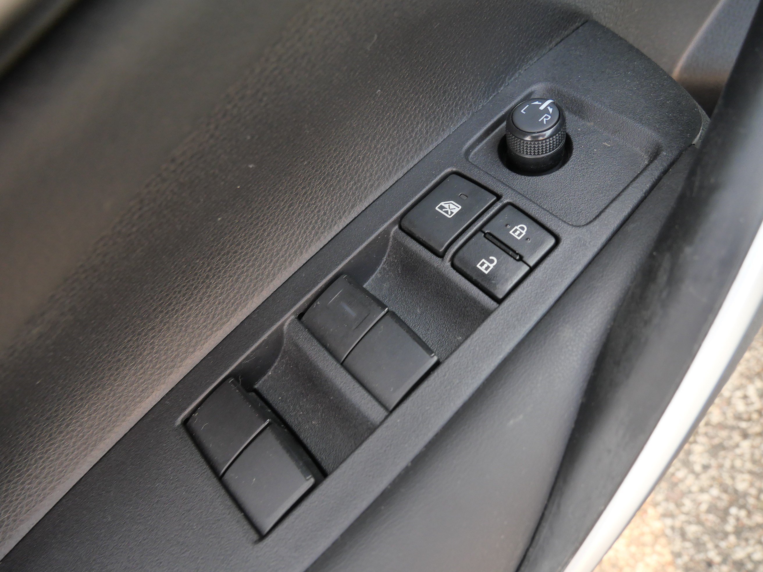 Certified Used 2023 Ice Cap Toyota SE image 20