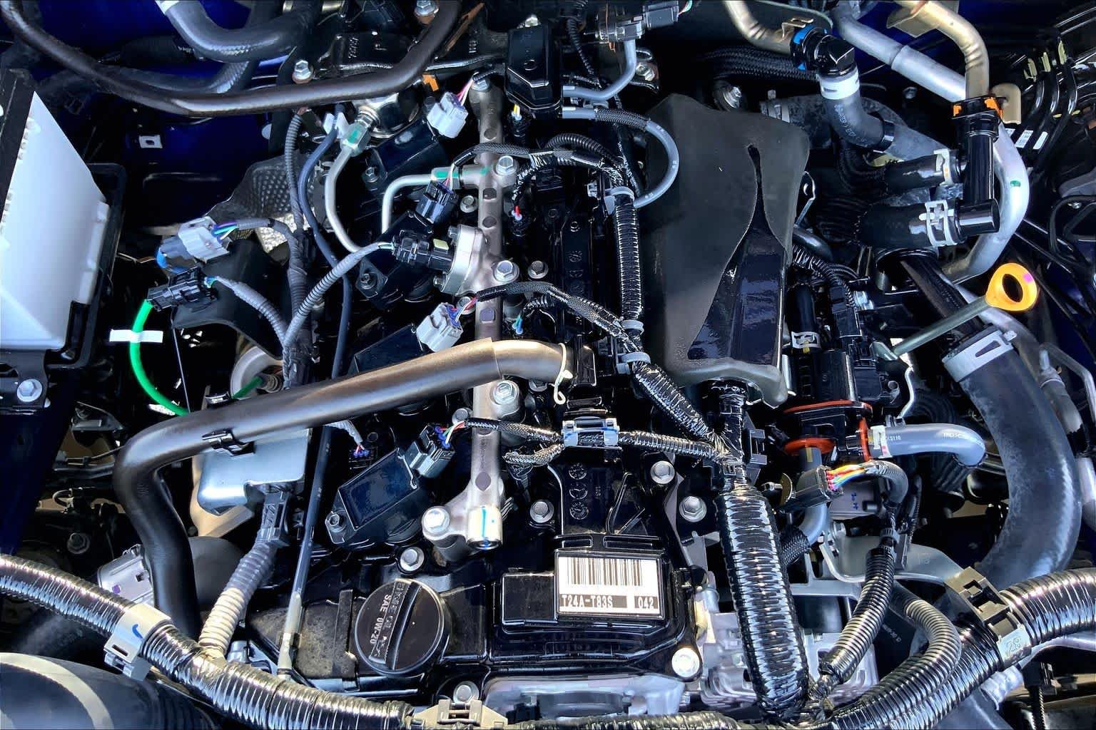 Certified Used 2025 Blue Crush Metallic Toyota SR5 image 32
