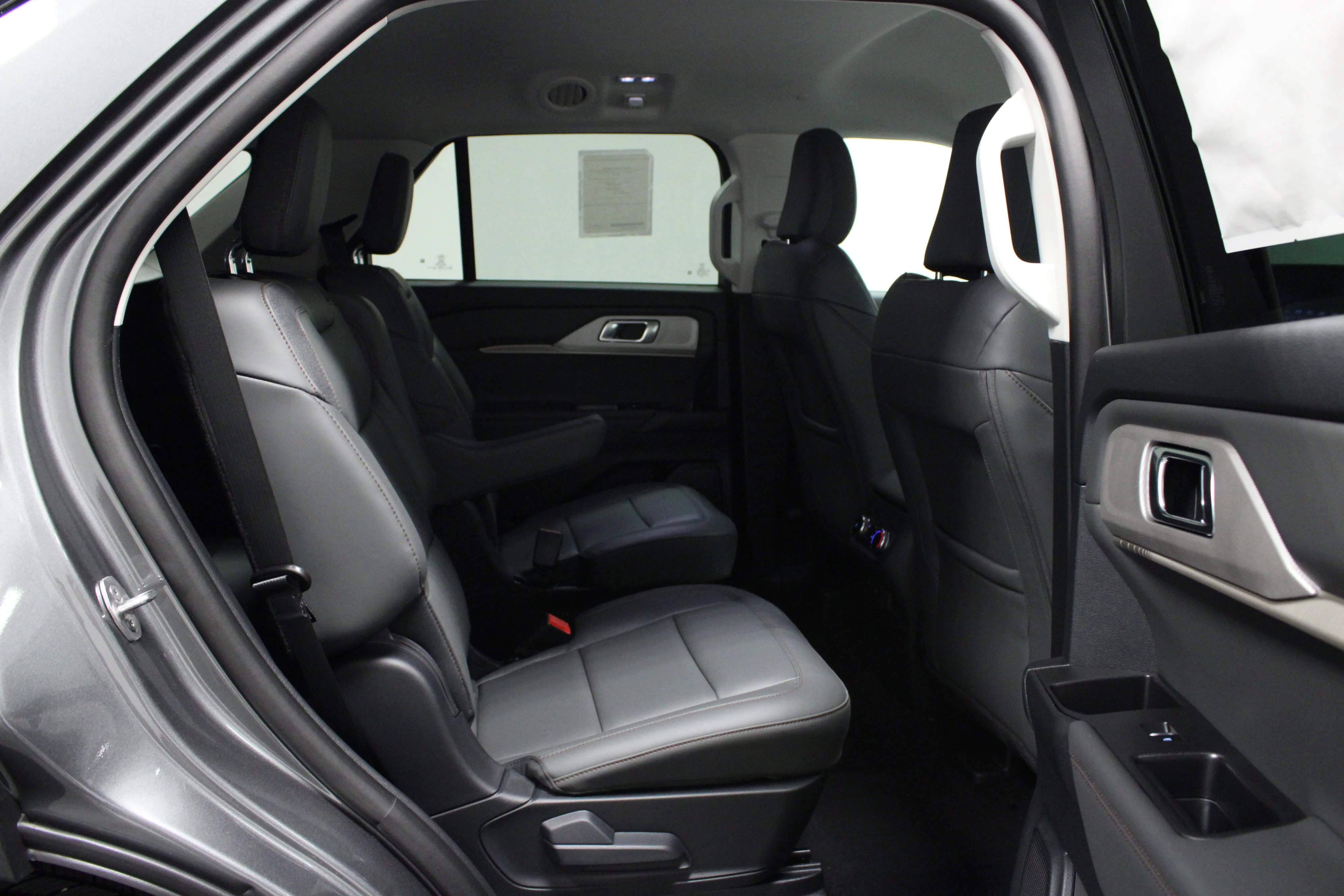New 2026 Carbonized Gray Metallic Ford Active image 16