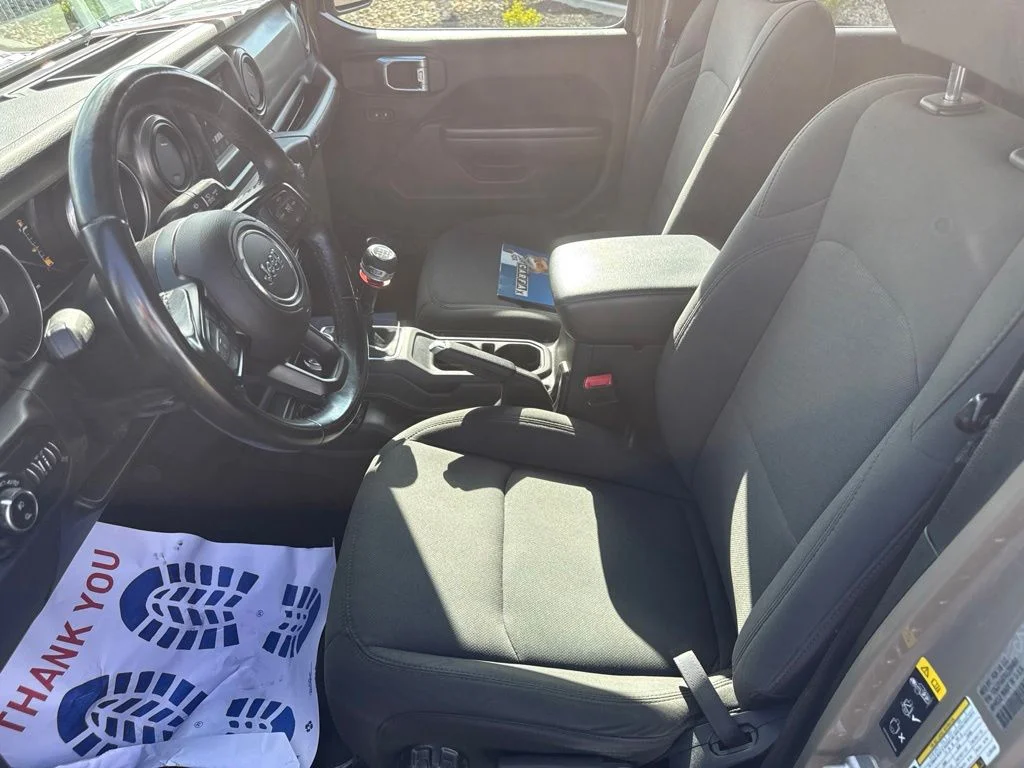 Certified Used 2020  Jeep Sport image 22