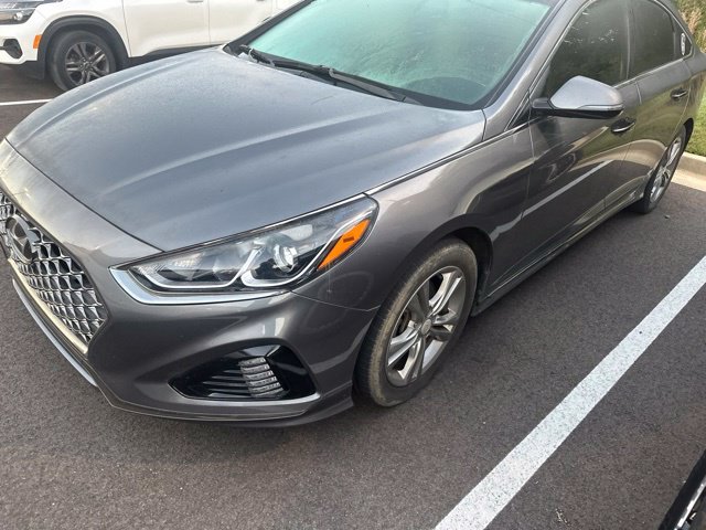 Used 2018 Hyundai Sonata Sport with VIN 5NPE34AF0JH699643 for sale in Southaven, MS
