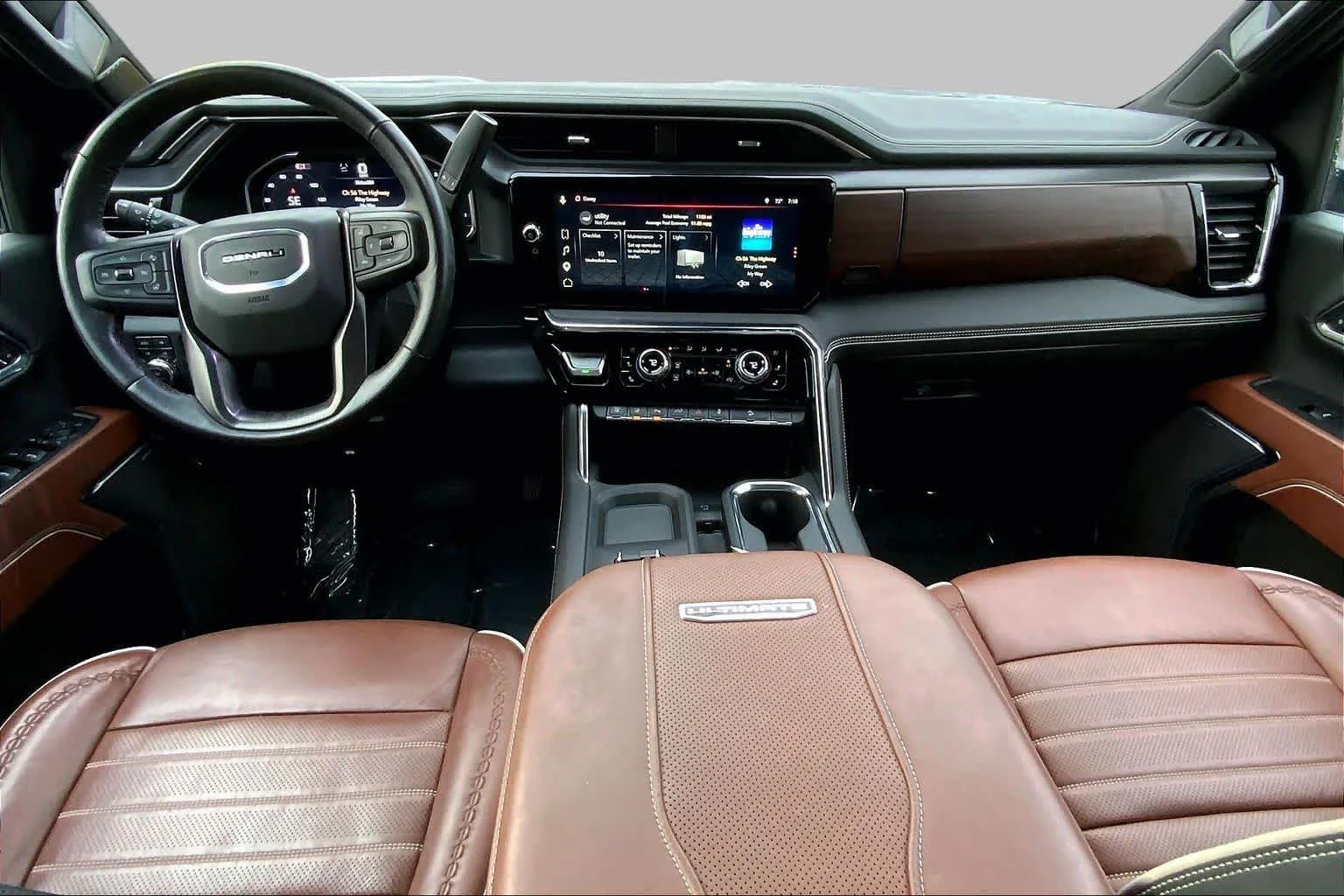 Used 2024 Redwood Metallic GMC Denali Ultimate image 15