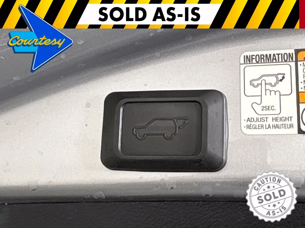 Certified Used 2017 Silver Toyota XLE image 19
