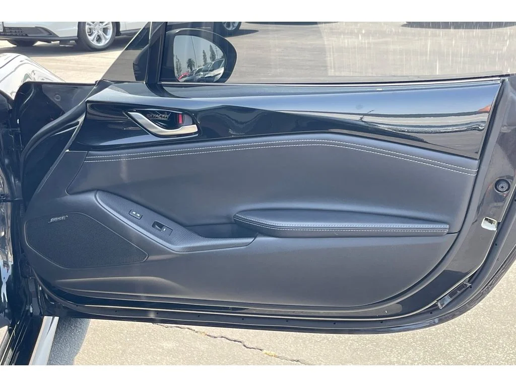 Used 2020 Jet Black Mica Mazda Club image 18