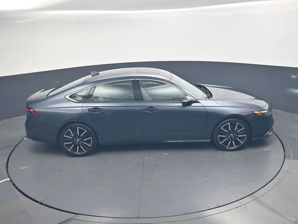 2023 Honda Accord Hybrid Touring - Photo 29