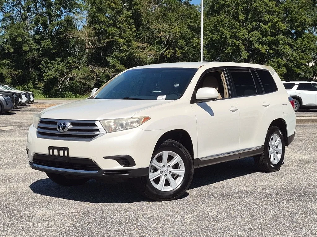 2013 Toyota Highlander Base