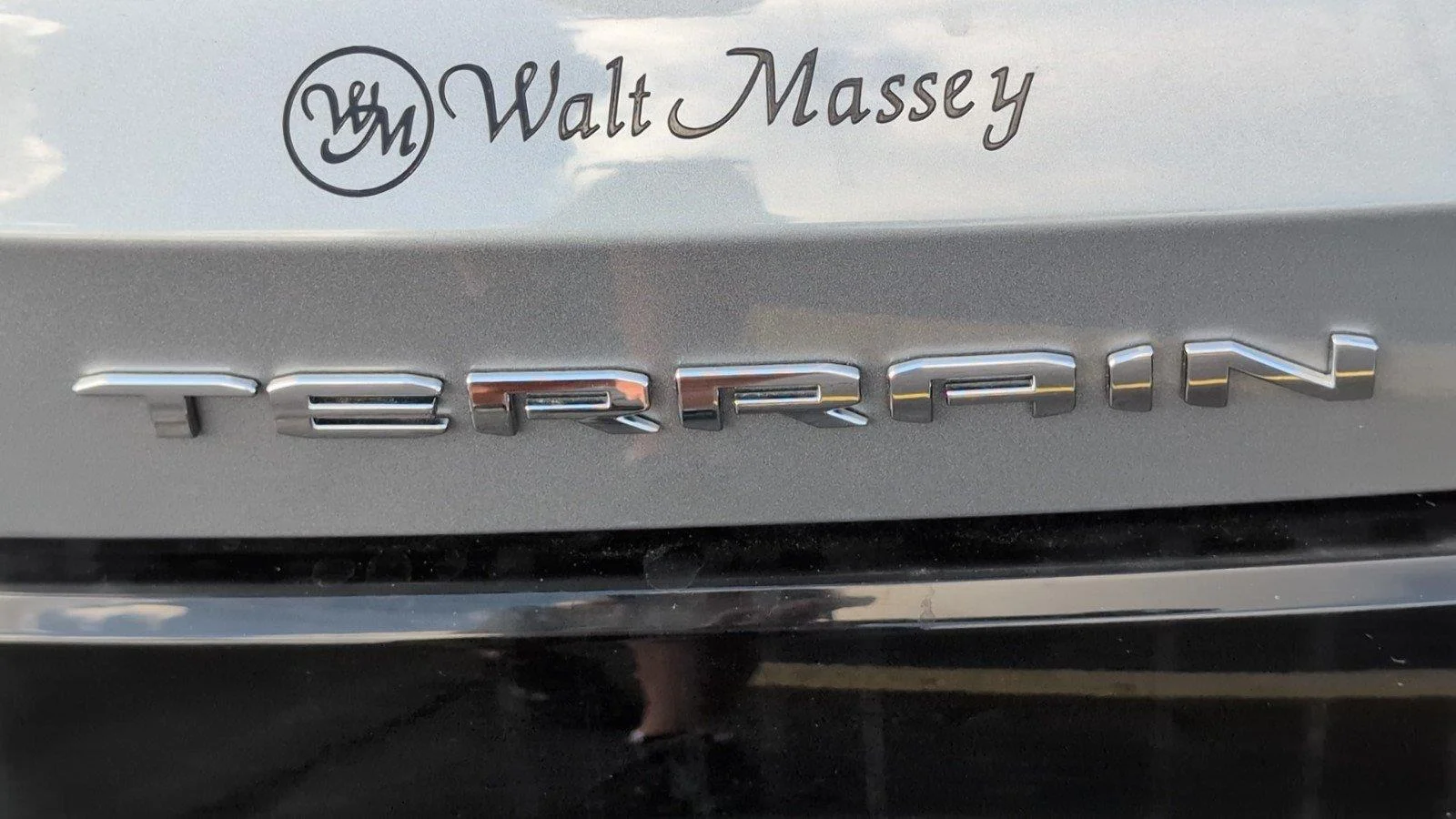 New 2026 Sterling Metallic GMC AT4 image 6
