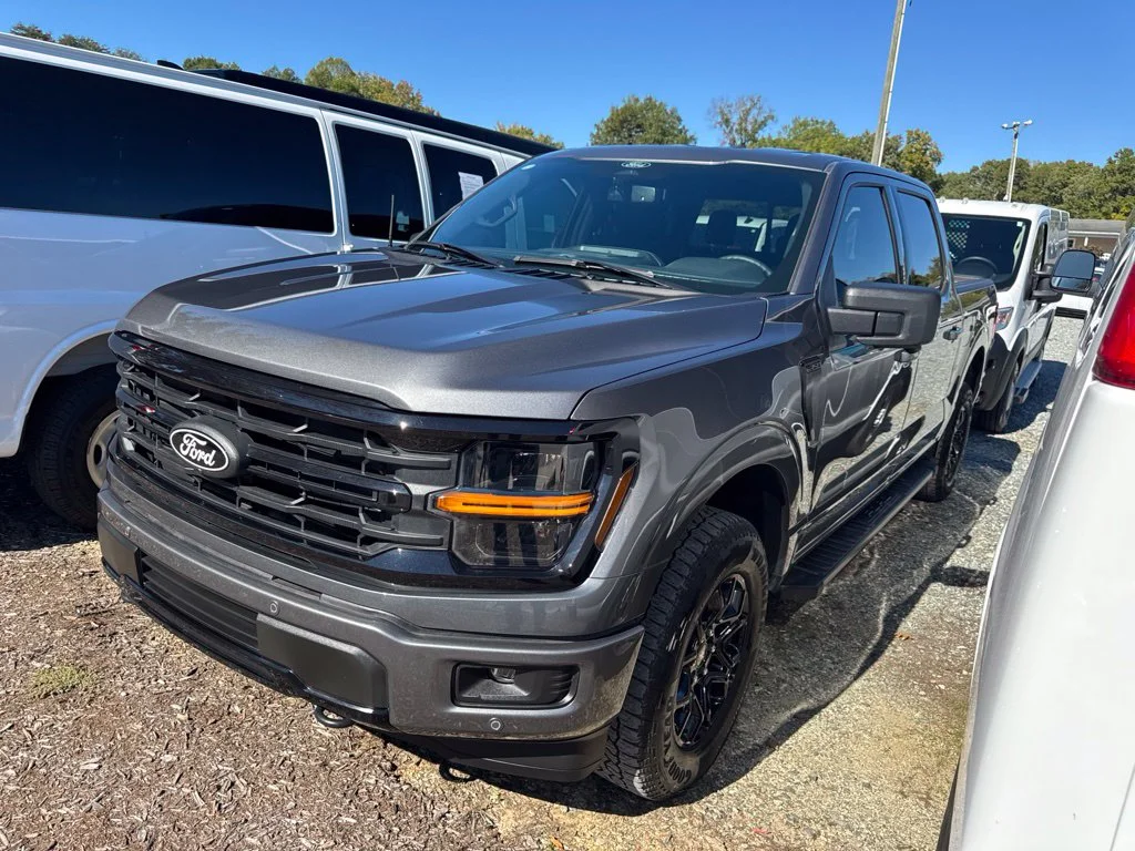 Used 2026 Gray Ford XLT image 1
