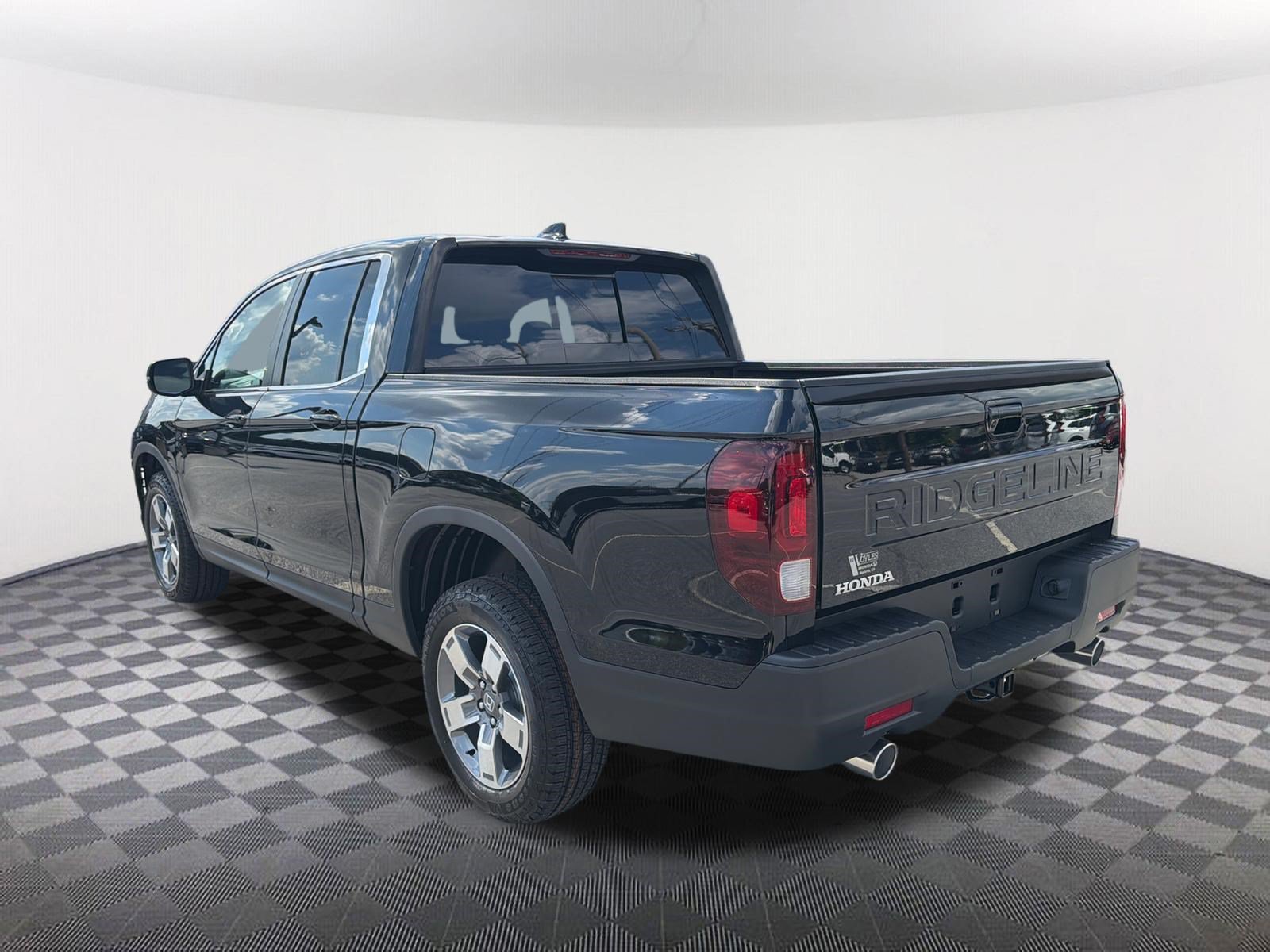 New 2026 Crystal Black Pearl Honda RTL image 5