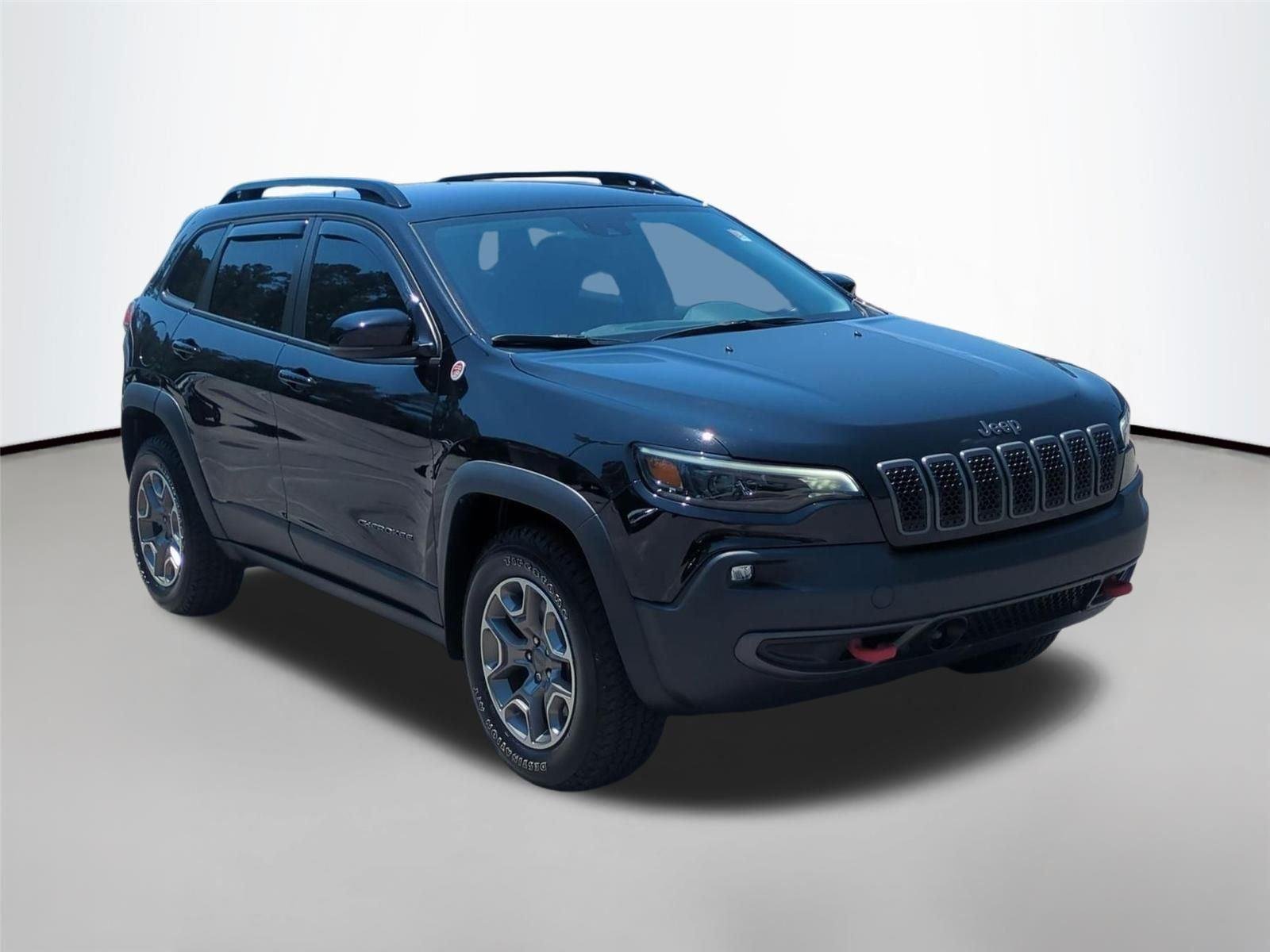 Used 2022 Diamond Black Crystal Pearlcoat Jeep Trailhawk image 7