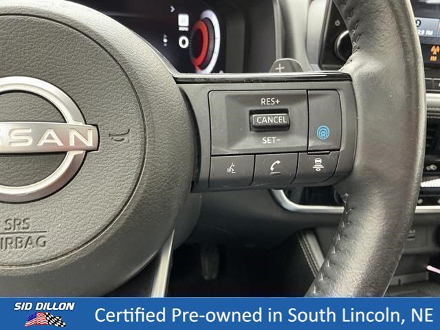 Certified Used 2022 Brilliant Silver Metallic Nissan Platinum image 10