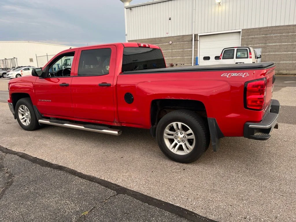 Used 2014 Red Chevrolet LT image 7