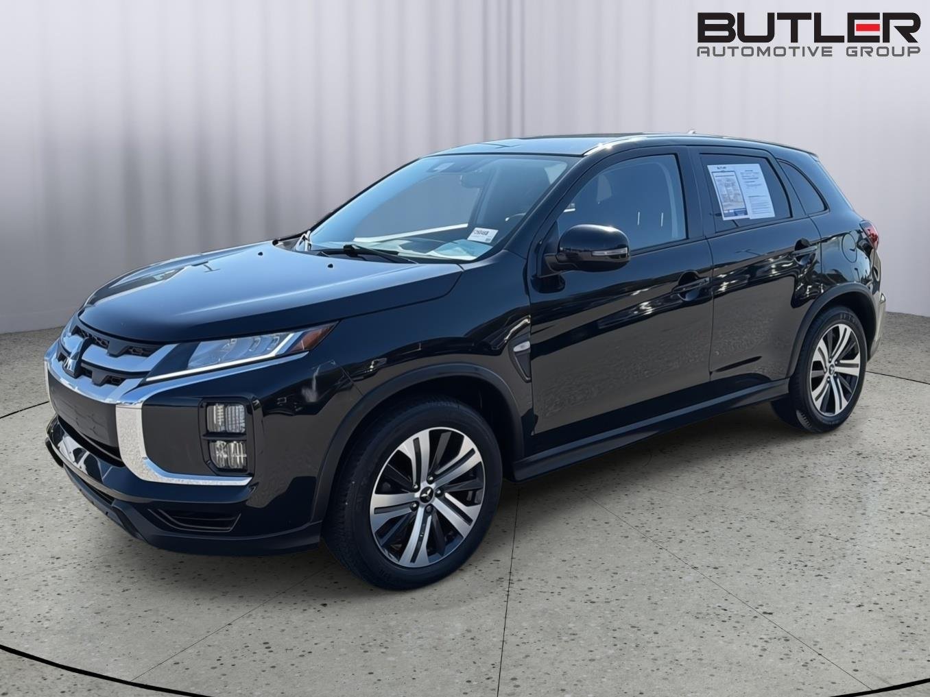 Used 2021 Labrador Black Metallic Mitsubishi ES image 1