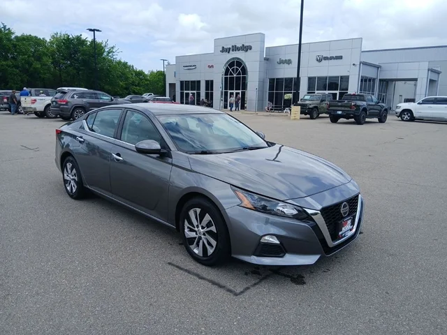 2022 Nissan Altima 2.5 S