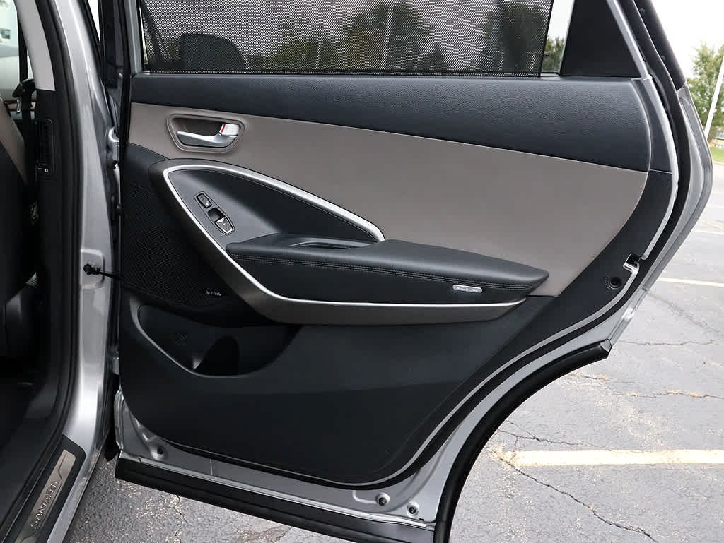 Used 2017 Iron Frost Hyundai SE Ultimate image 31