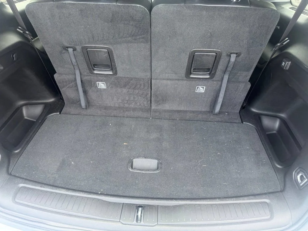 Used 2023 White Jeep Limited image 48