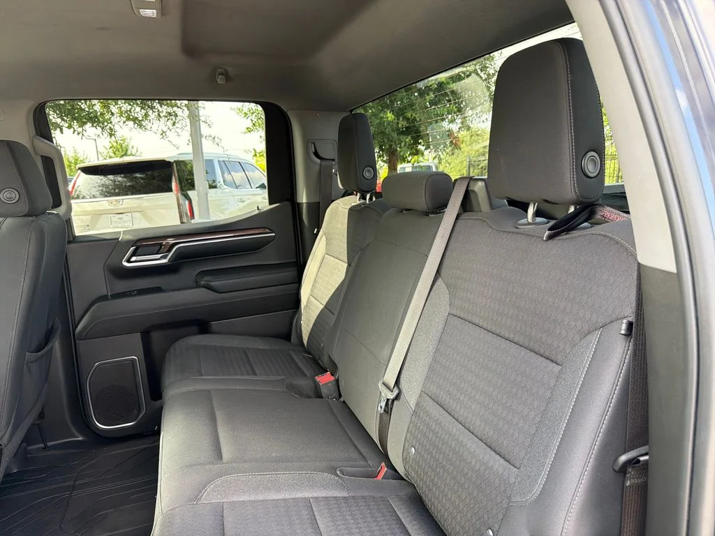 Used 2022 Gray Chevrolet LT image 37