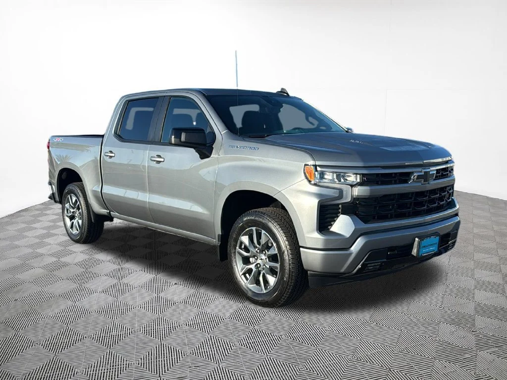 New 2026 Sterling Gray Metallic Chevrolet RST image 4