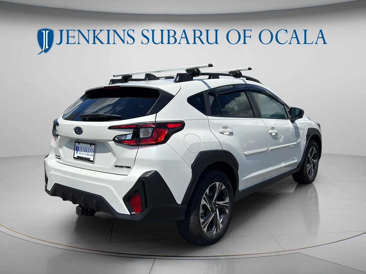 Used 2026 Crystal White Pearl Subaru Premium image 3