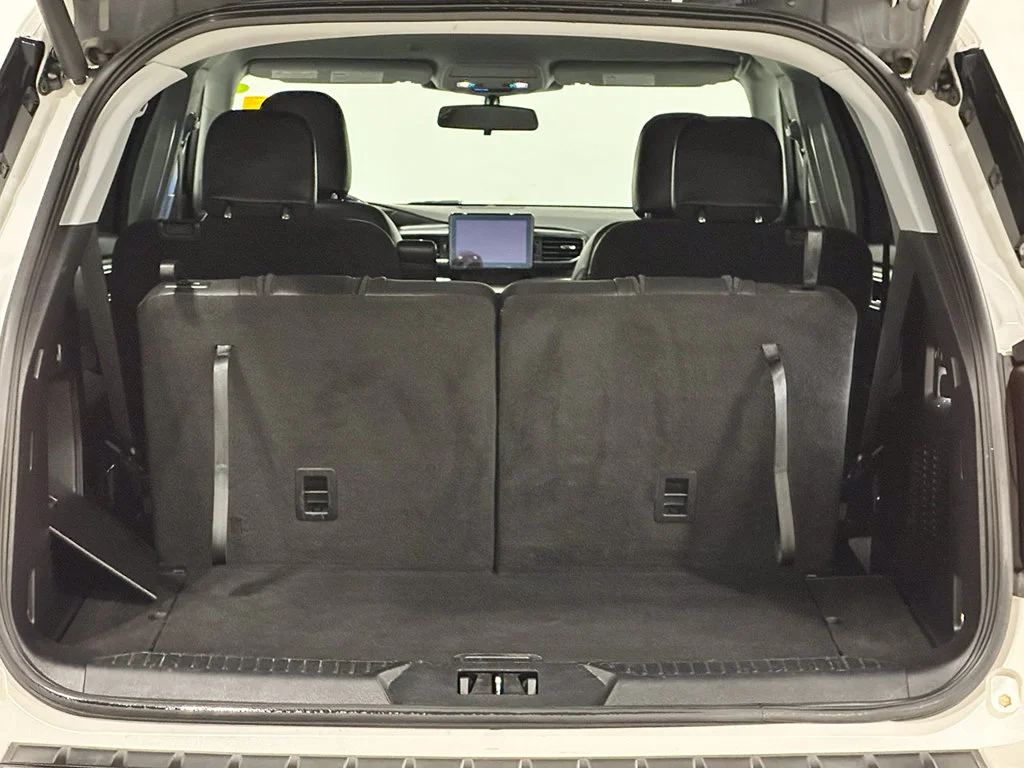 Used 2022 White Ford XLT image 5