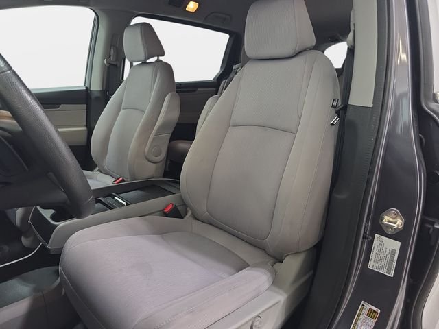 Used 2019  Honda EX image 14