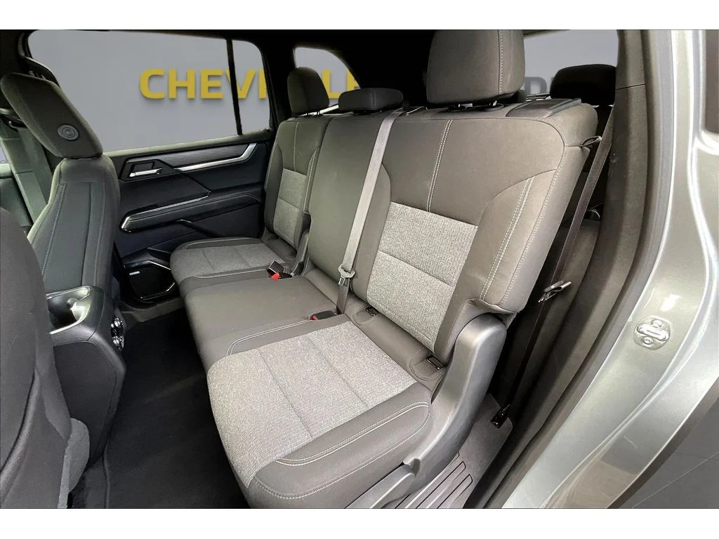 2025 GMC Acadia Elevation - Photo 19