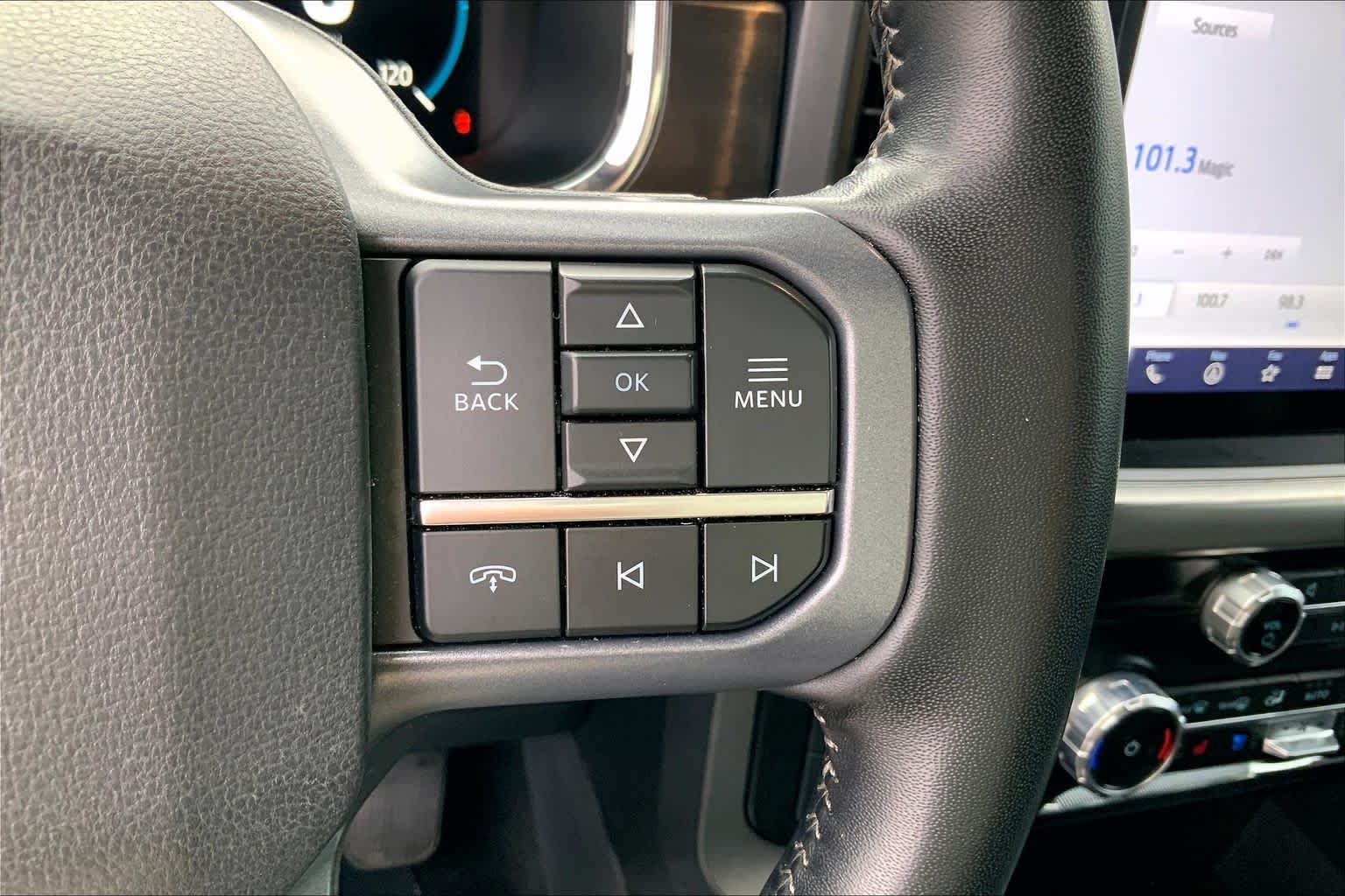 Used 2023 Oxford White Ford LARIAT image 24