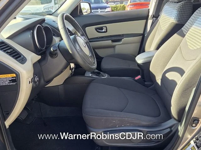 Used 2012 Silver Kia Exclaim image 5