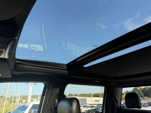 Used 2019 White Ford Lariat image 33