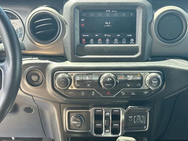 Used 2022 White Jeep Unlimited Sport S image 18